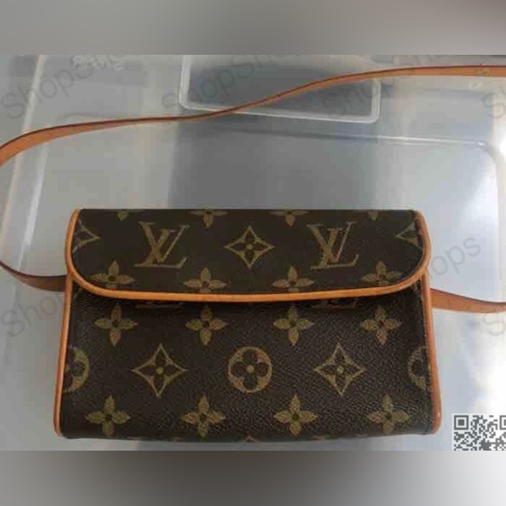 Louis Vuitton belt bag